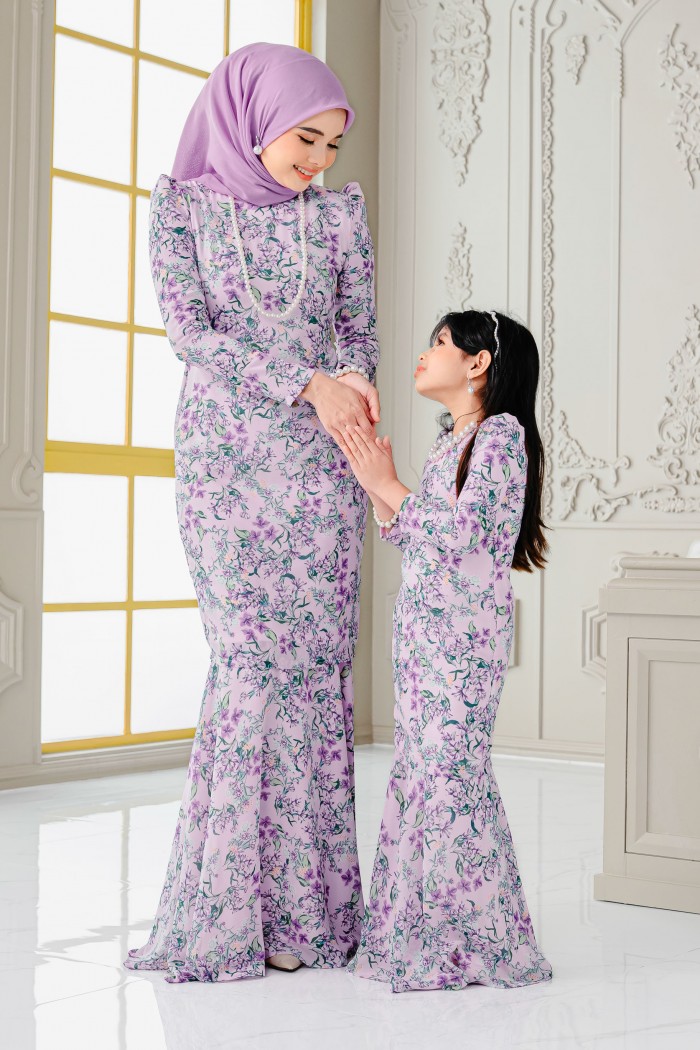 KARINA MOM - AG